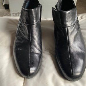 Umberto Raffini Farina Black Ankle Boots